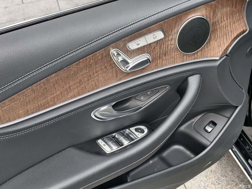 Mercedes-Benz E-Class, 2018 15