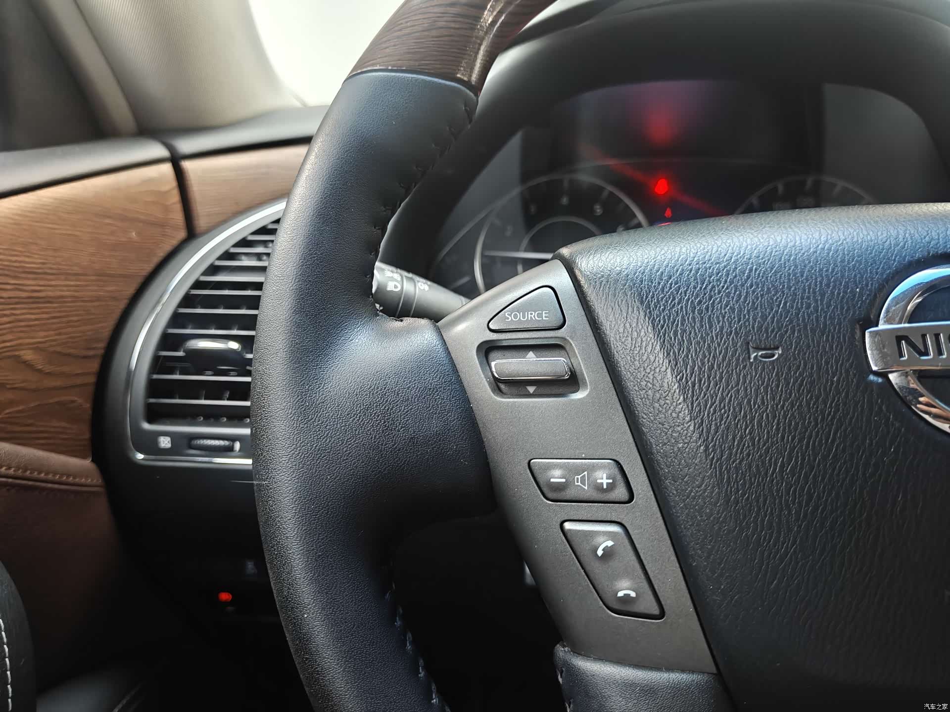 Nissan Patrol, 2017 13