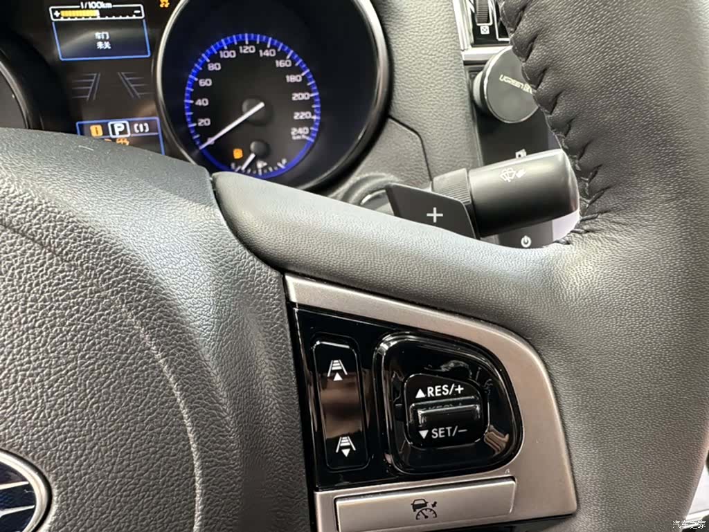 Subaru Legacy, 2017 12