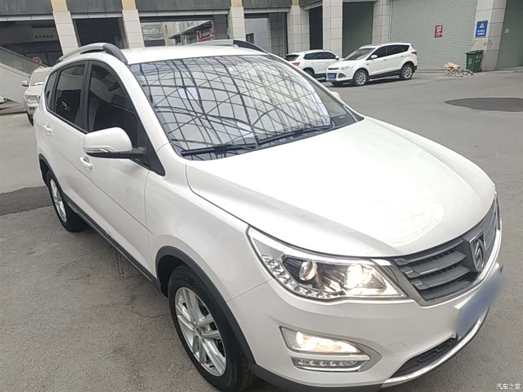 Wuling 560, 2017 22