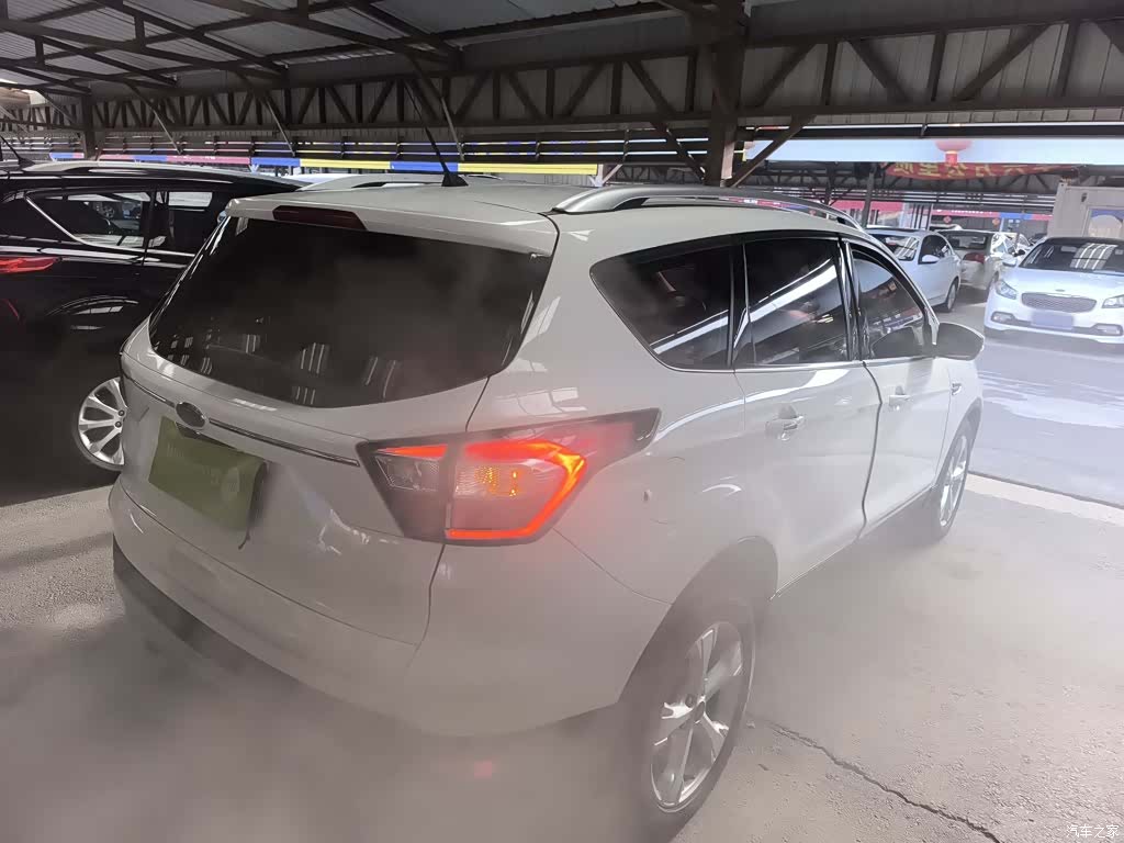 Ford Kuga, 2016 7