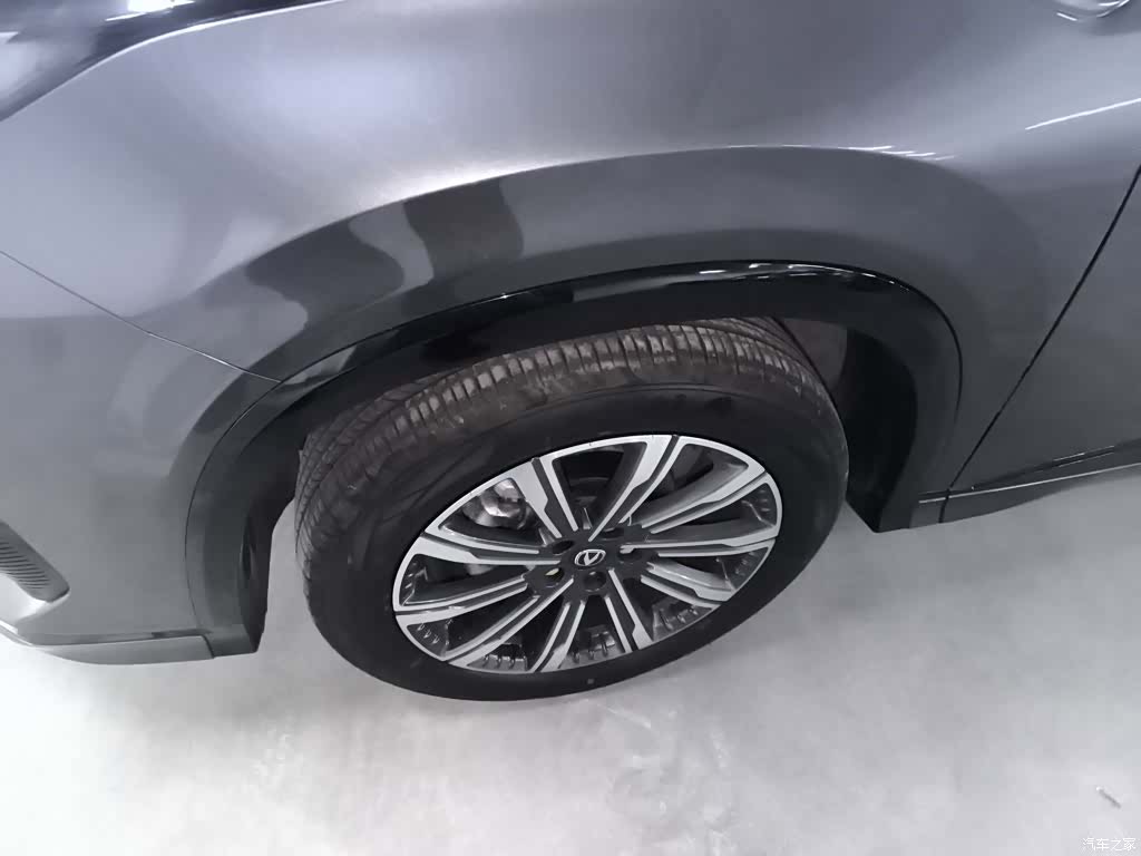 Changan CS75, 2025 23