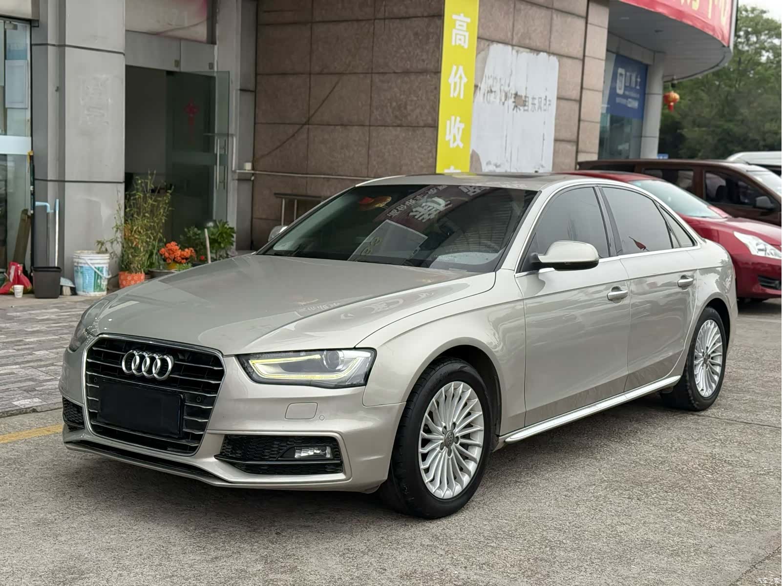 Audi A4L, 2016 1
