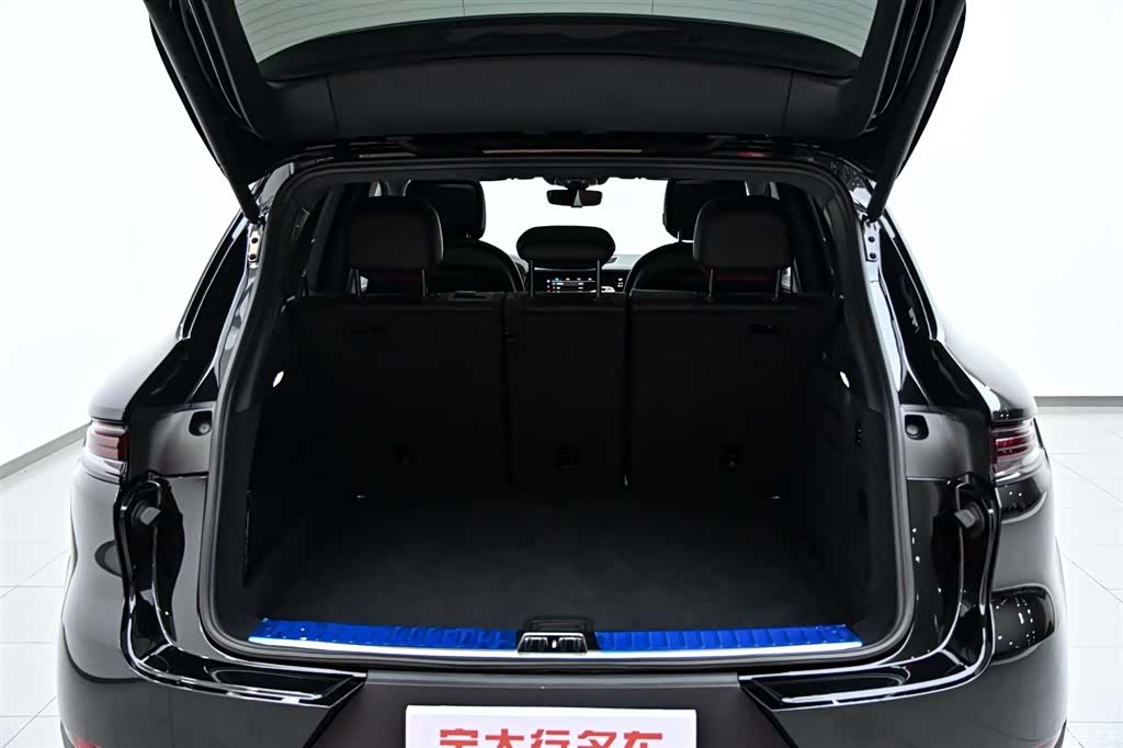 Porsche Cayenne, 2025 36