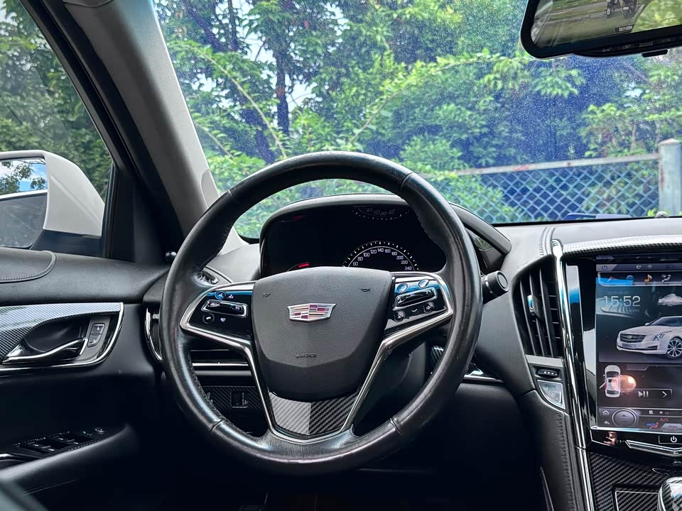 Cadillac ATS-L