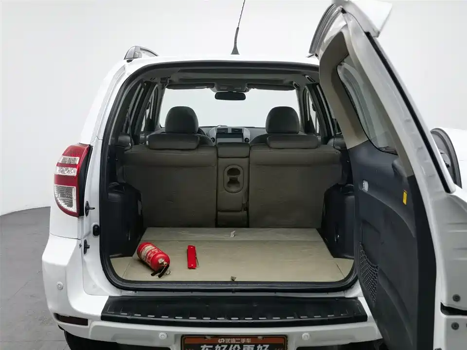 Toyota RAV4 Rongfang