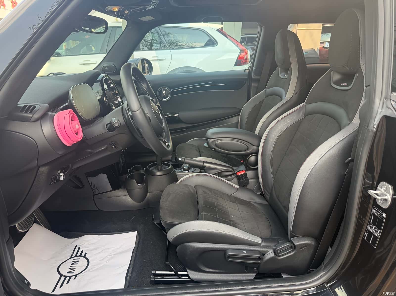 Mini Cooper, 2021 10