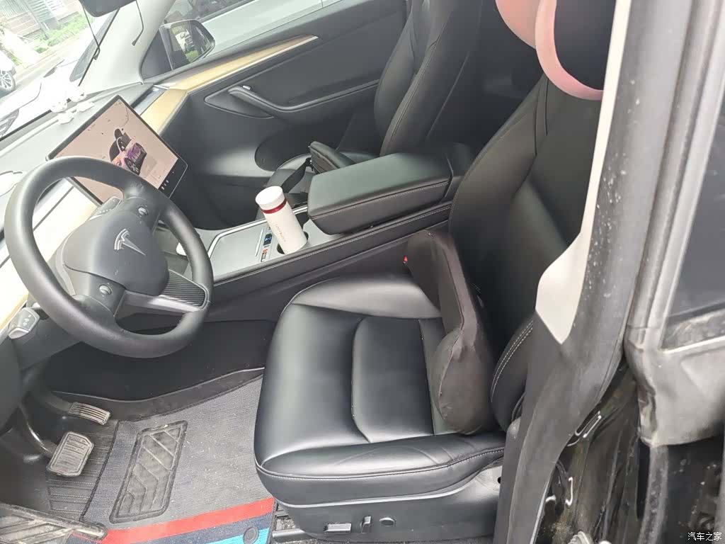 Tesla Model Y, 2022 8