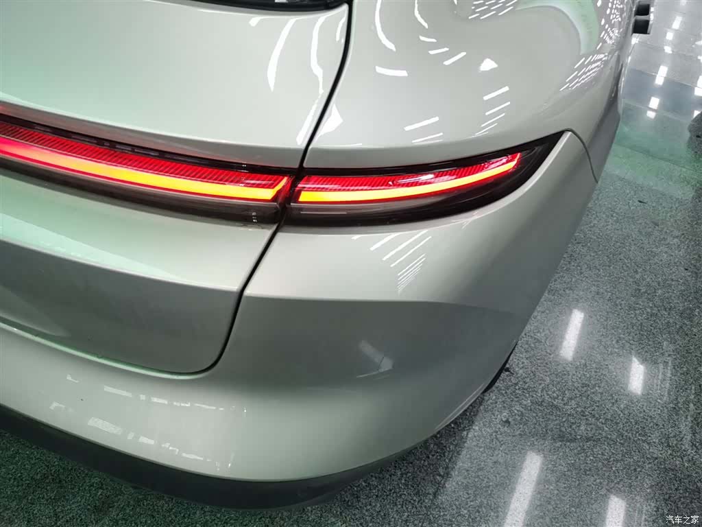 NIO ET5, 2024 8