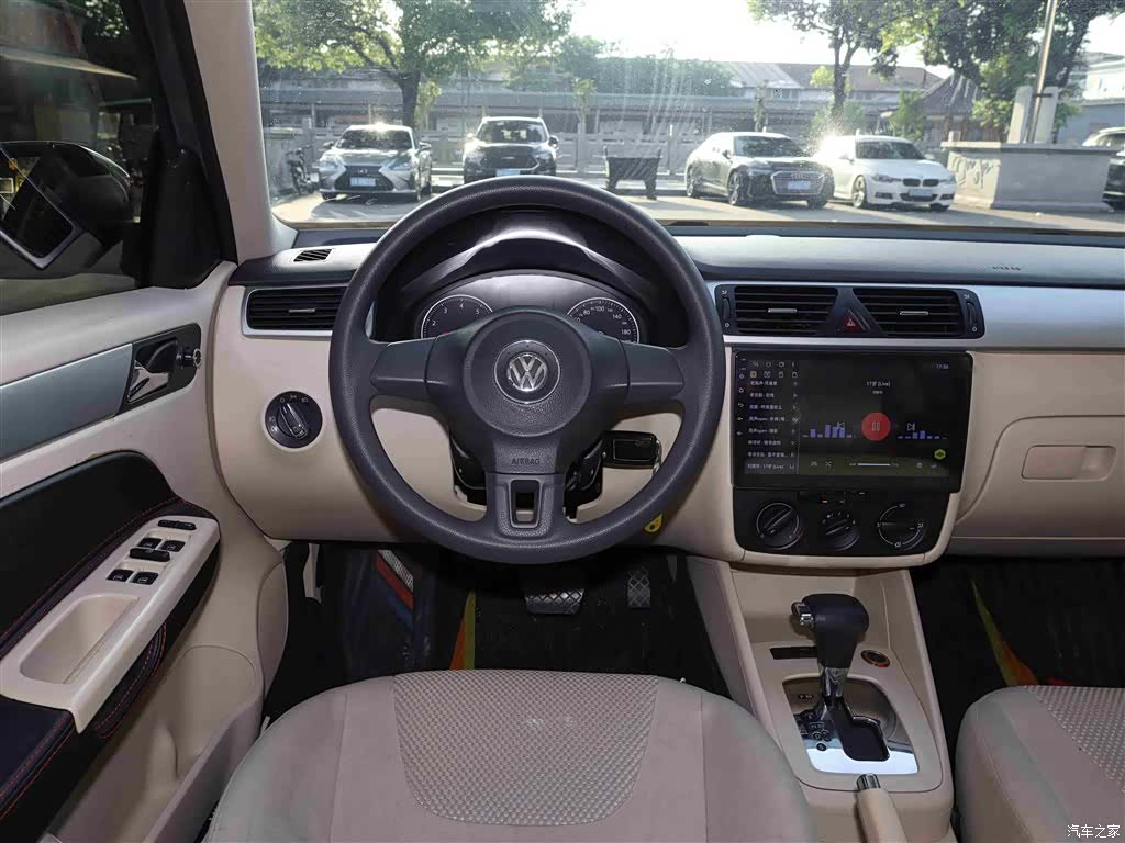 Volkswagen Bora, 2012 10
