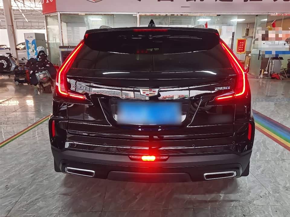 Cadillac XT4