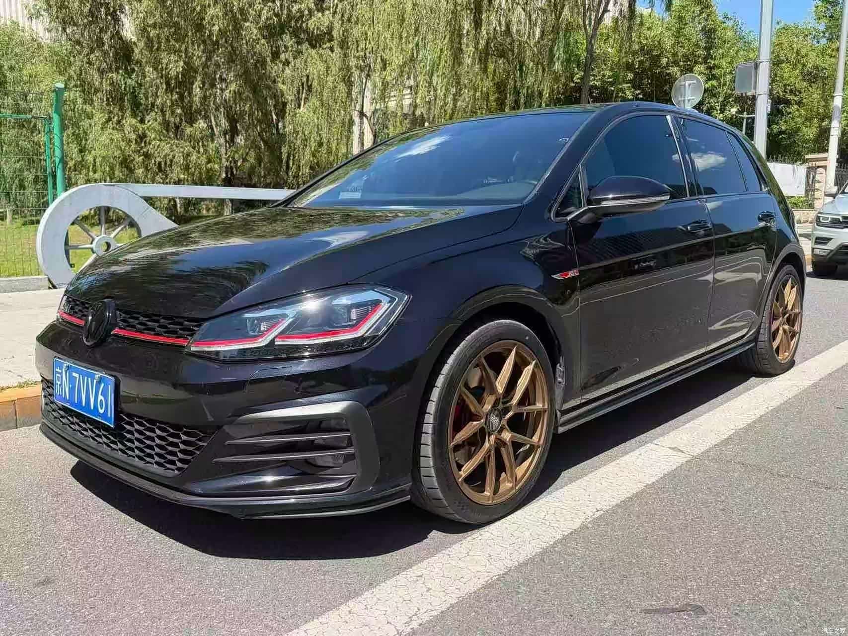 Volkswagen Golf, 2019 1