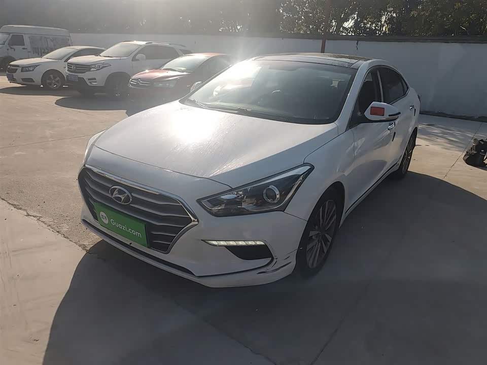 Hyundai Name picture