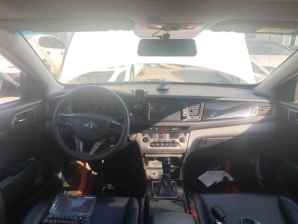 Hyundai Name picture