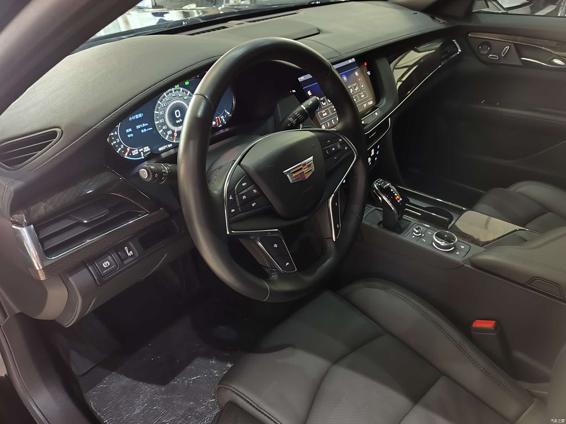 Cadillac CT6, 2023 4