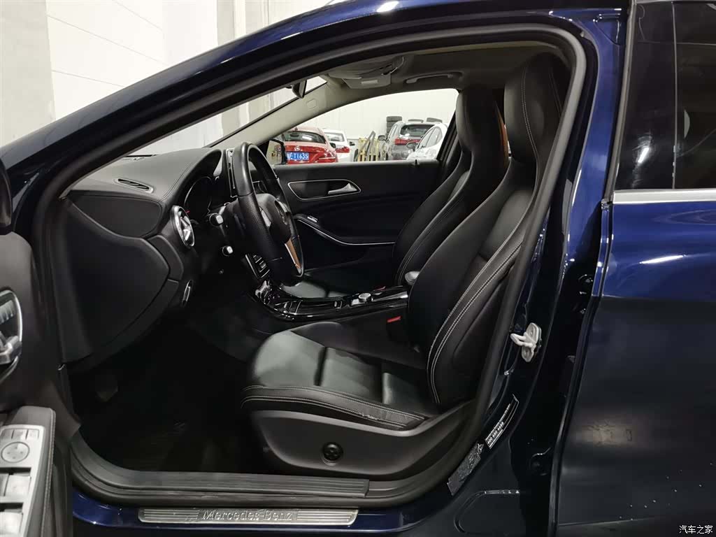 Mercedes-Benz GLA, 2016 10
