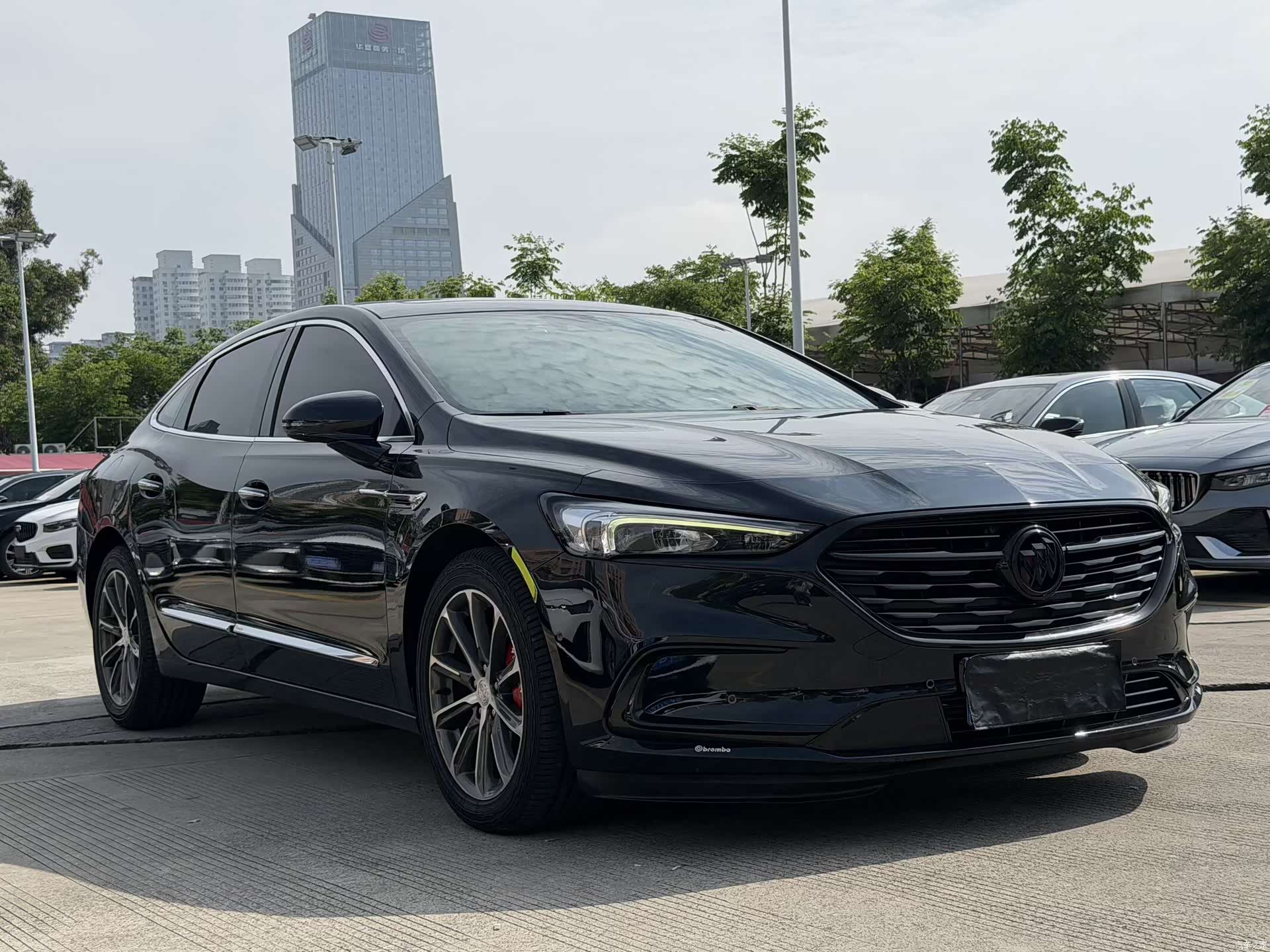Buick LaCrosse, 2020 3