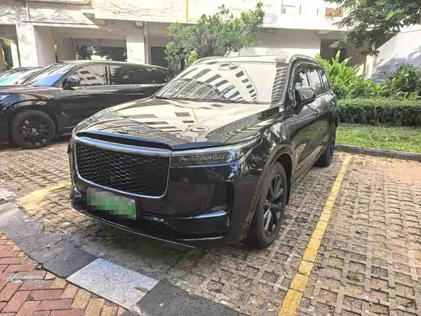 Li Auto ONE