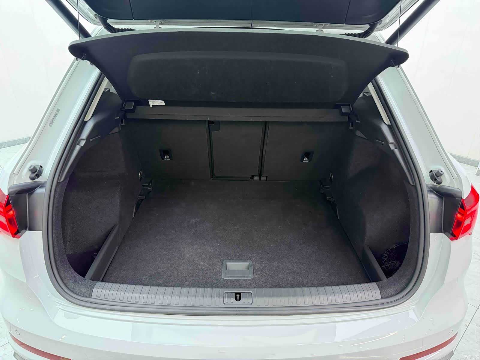Audi Q3, 2022 18