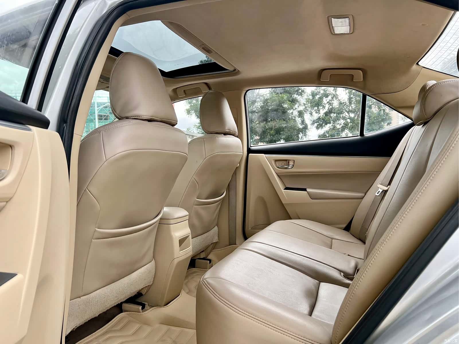 Toyota Corolla, 2016 9