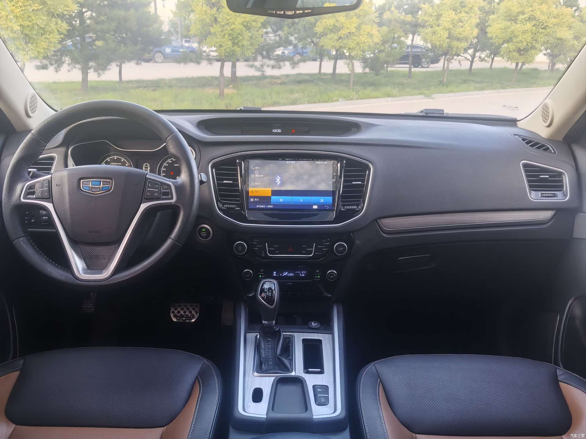 Geely X6, 2017 6