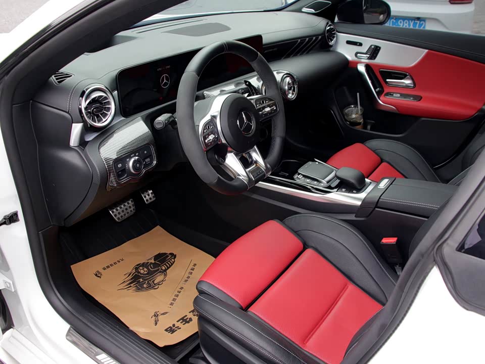 Mercedes-Benz CLA AMG