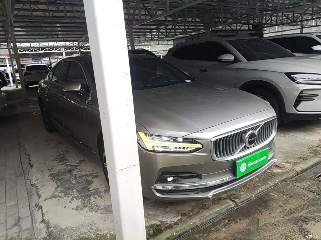 Volvo S90, 2021 4
