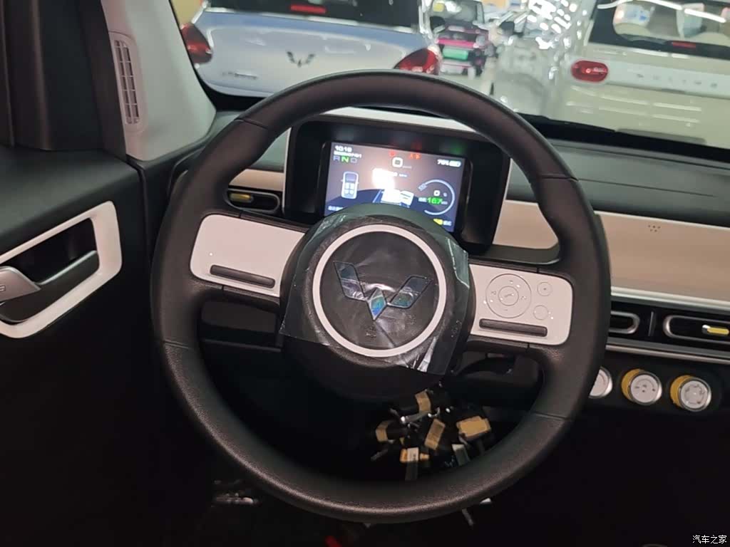 Wuling MINIEV, 2026 11