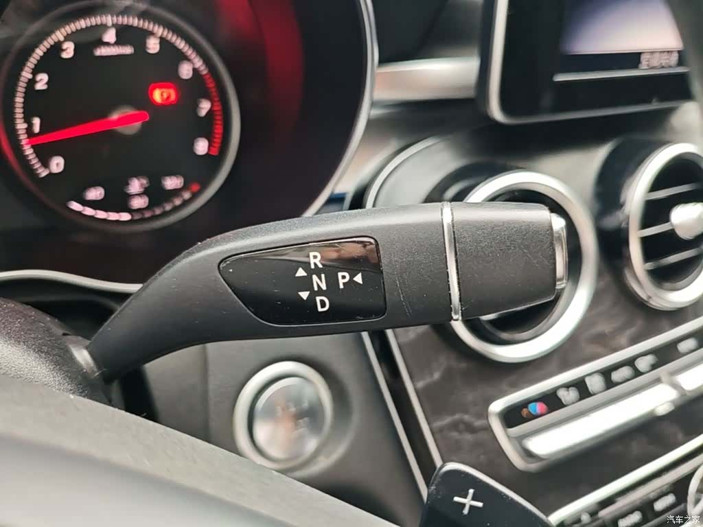 Mercedes-Benz C-Class, 2017 14