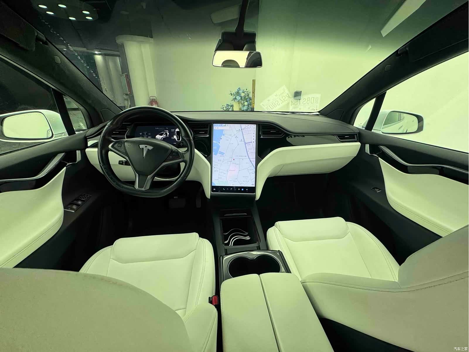 Tesla Model X, 2021 17