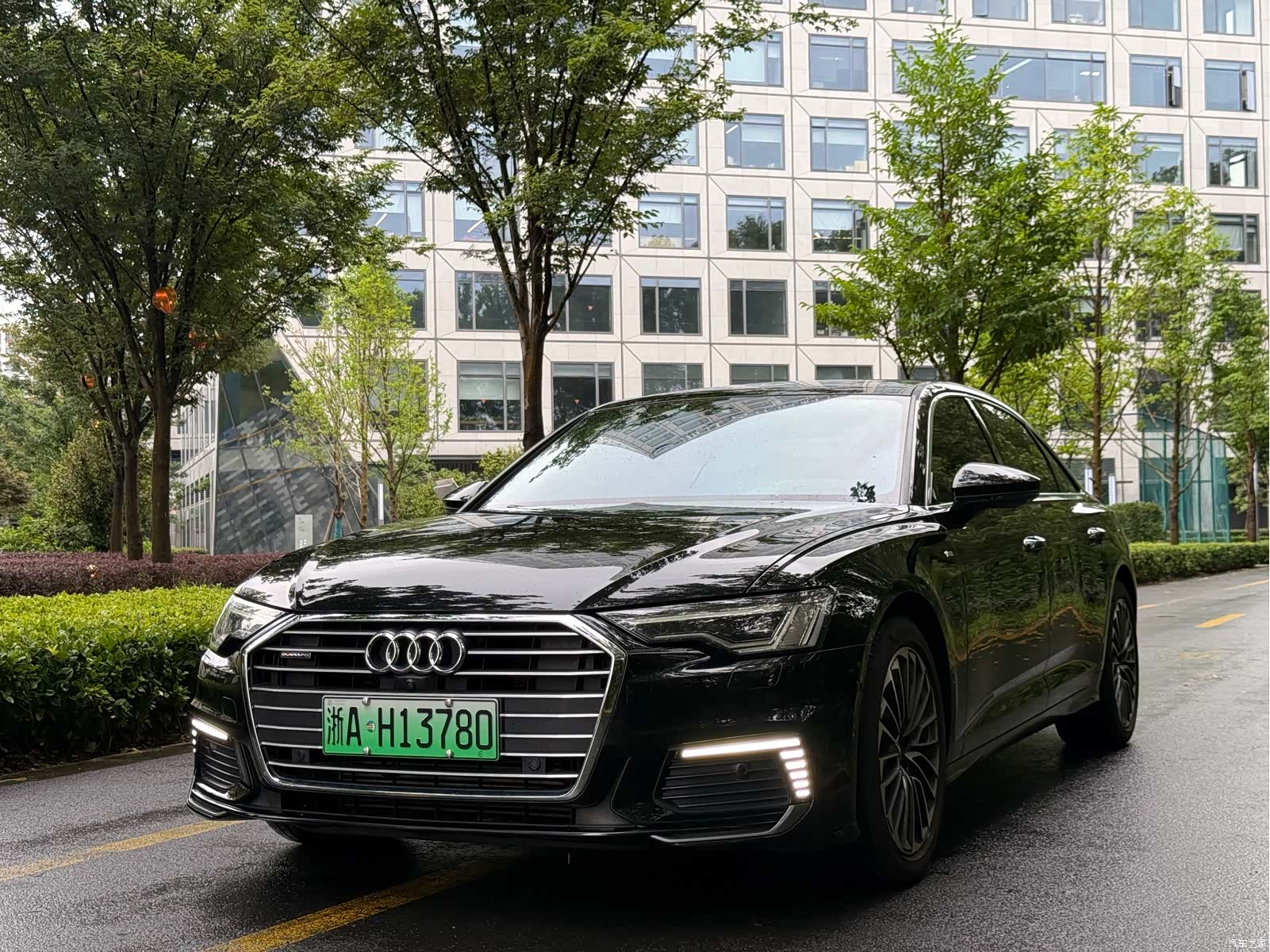 Audi A6L, 2021 1