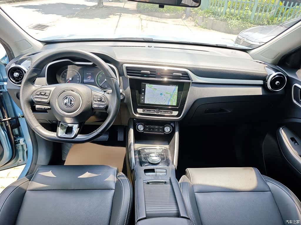 MG ZS, 2019 13
