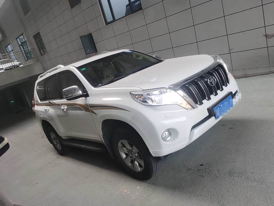 Toyota Prado