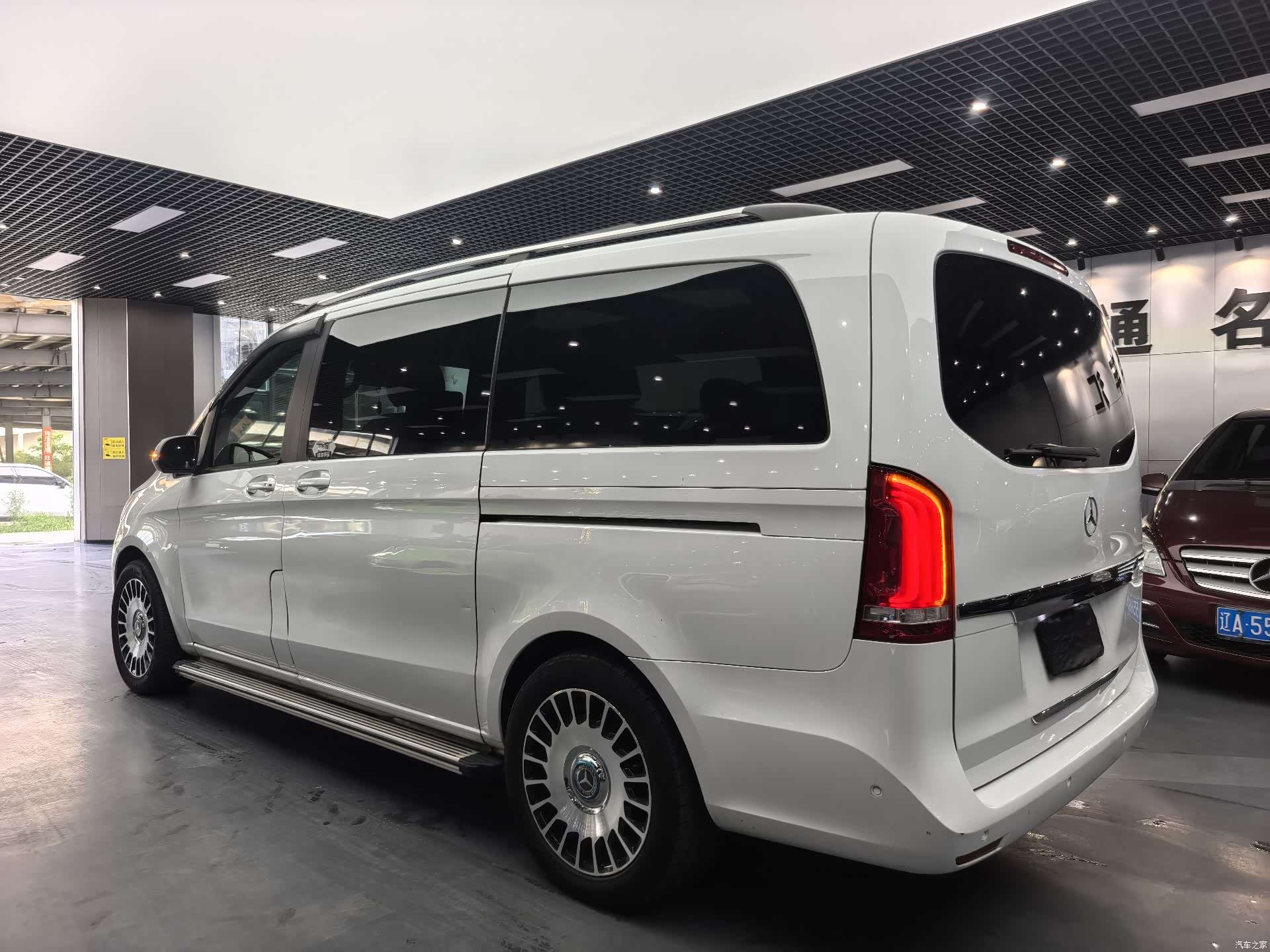 Mercedes-Benz V-Class, 2018 4