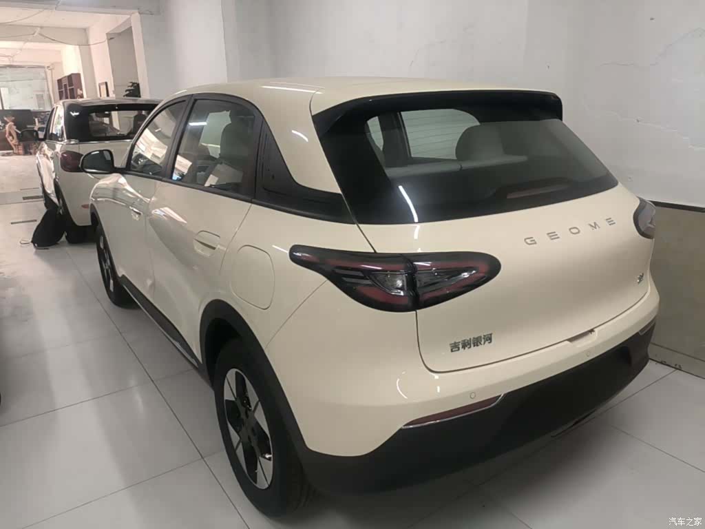 Geely Xingyuan, 2026 все фото
