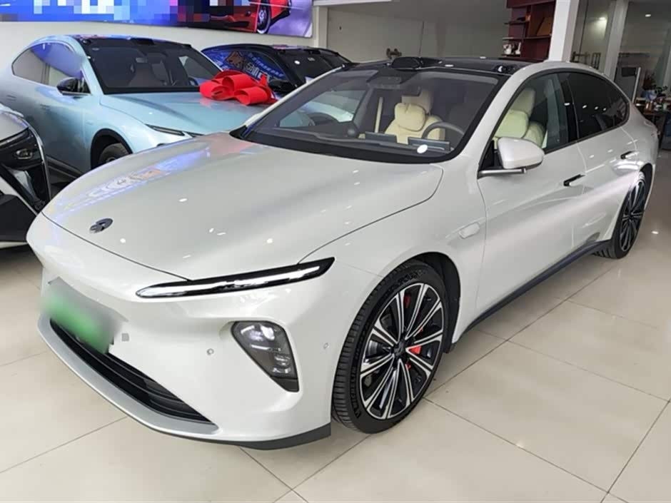NIO ET7