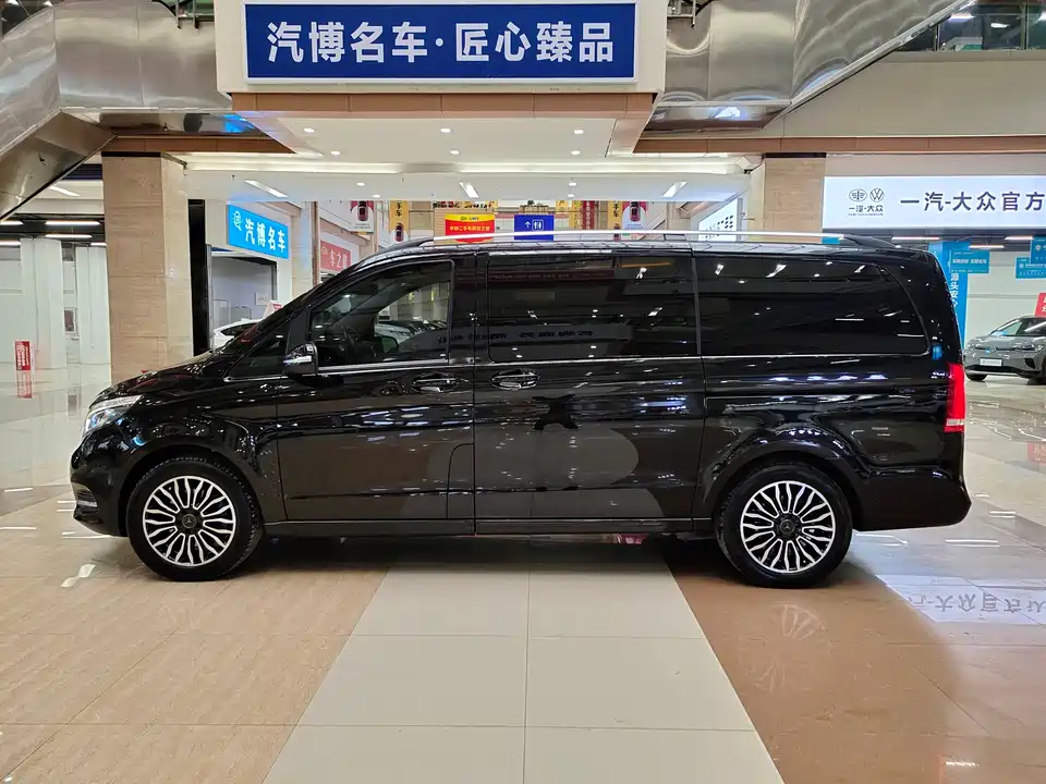 Mercedes-Benz V-class