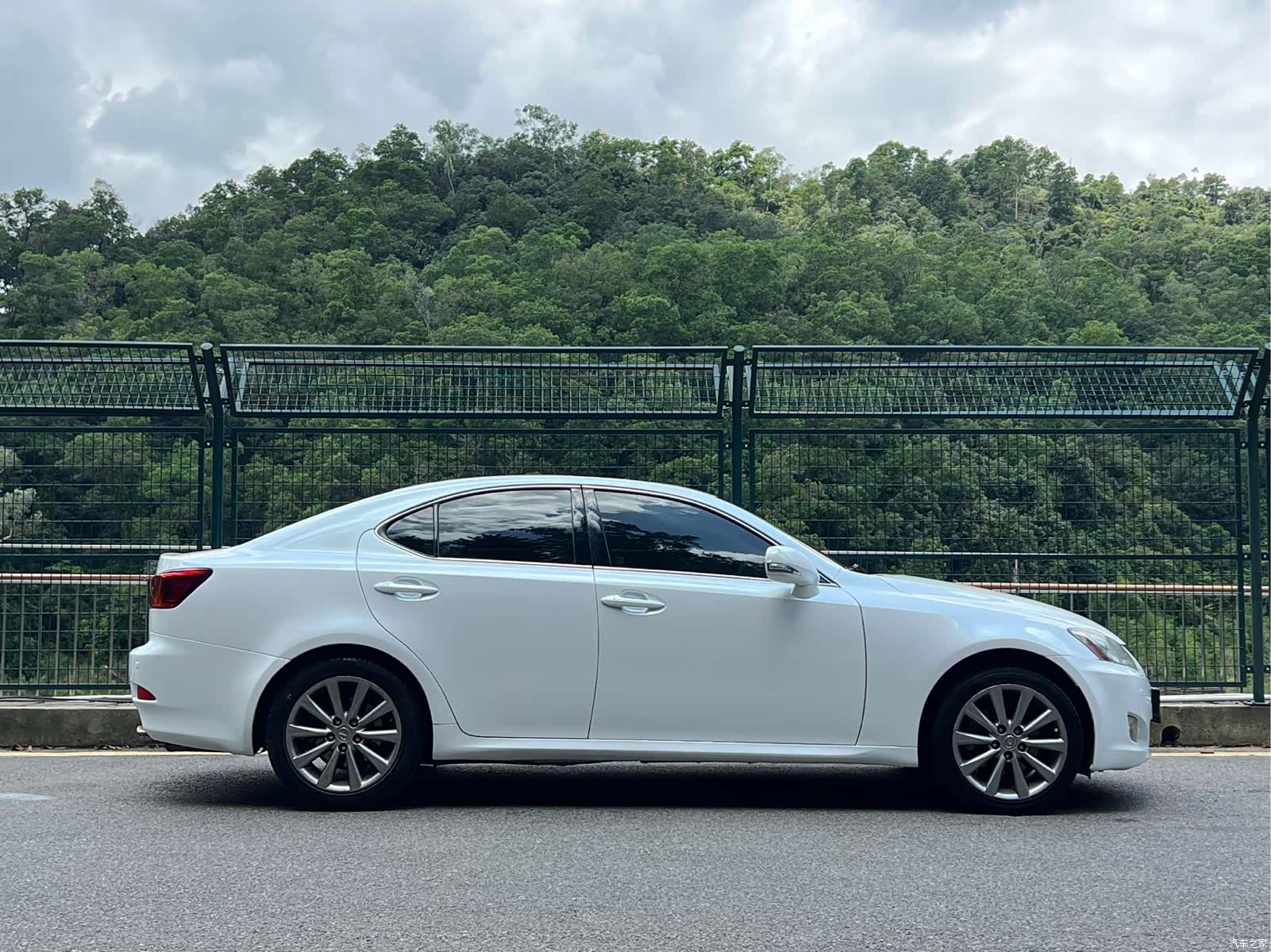 Lexus IS, 2009 все фото