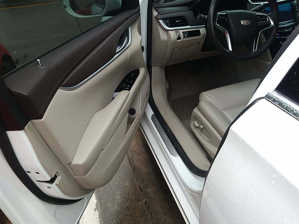 Cadillac XTS, 2017 16
