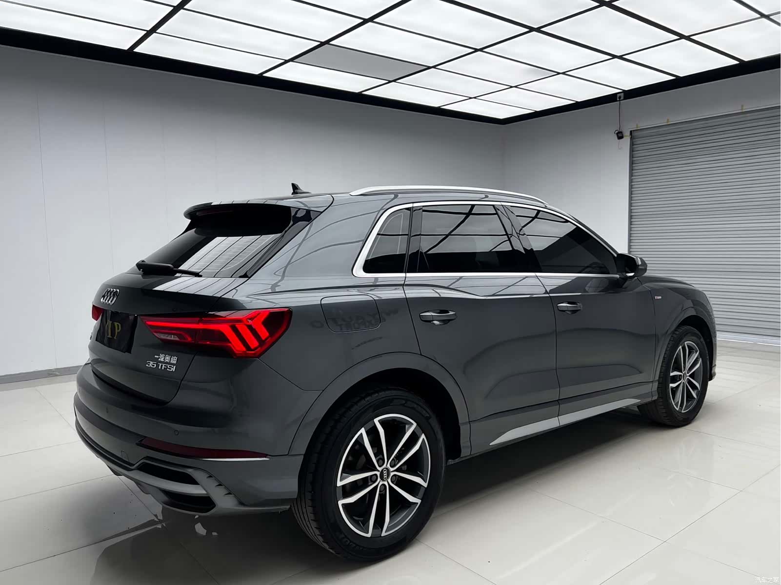 Audi Q3, 2021 4