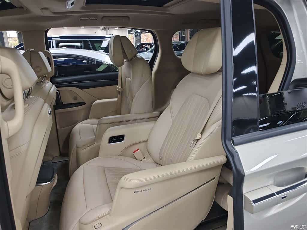 Buick GL8, 2022 17