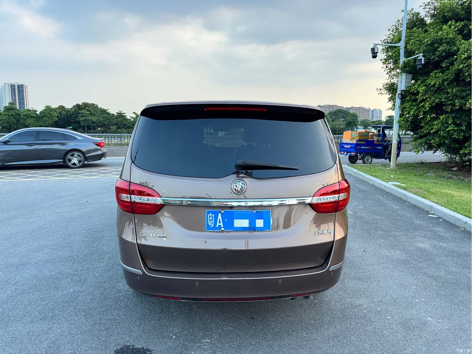 Buick GL8, 2019 все фото