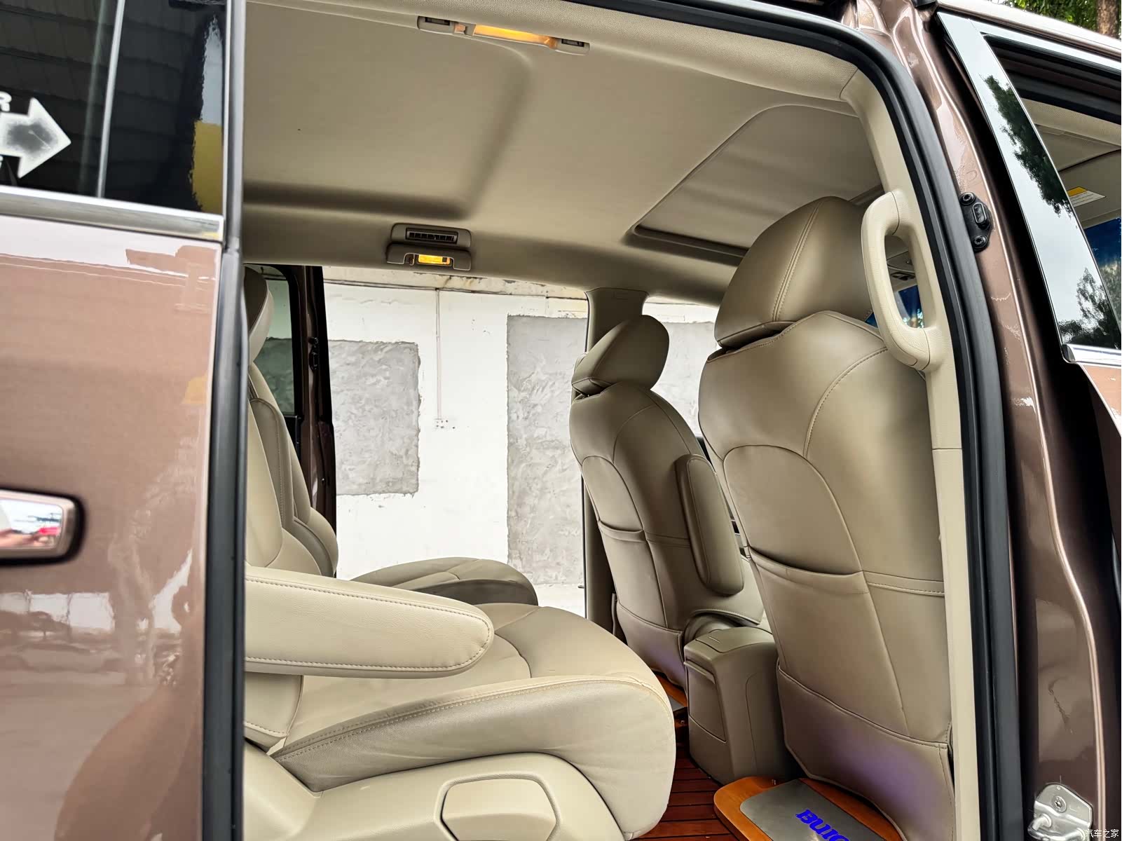 Buick GL8, 2019 13