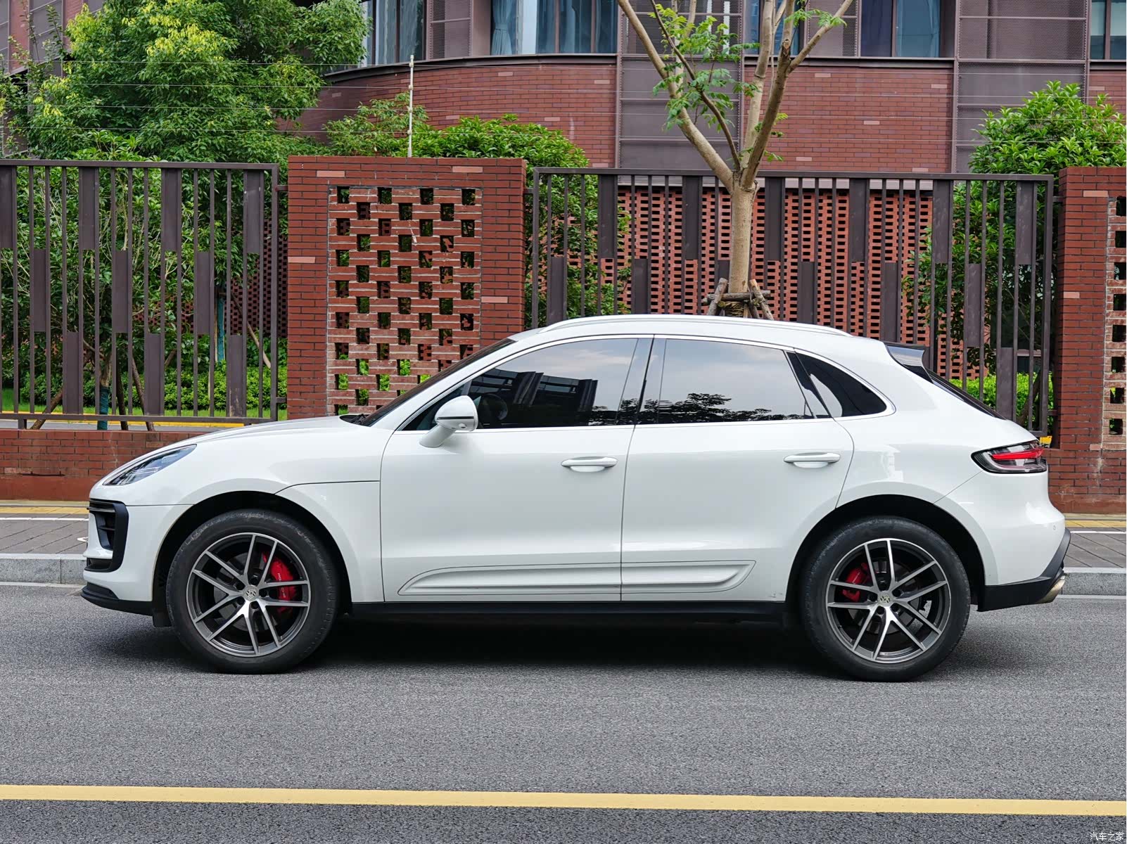 Porsche Macan, 2022 4