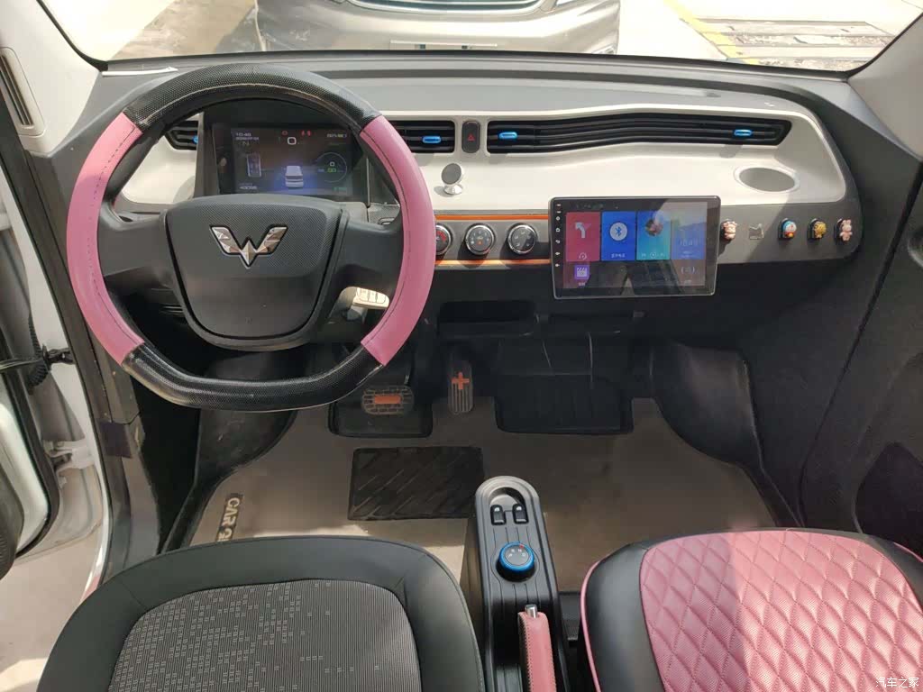 Wuling MINIEV, 2021 10