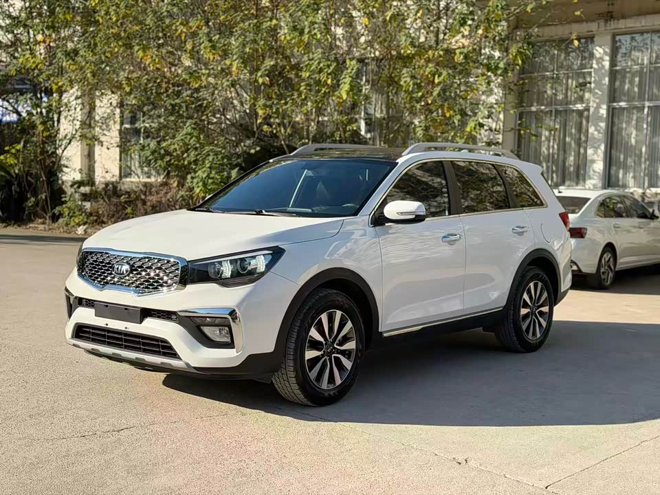 Kia KX7