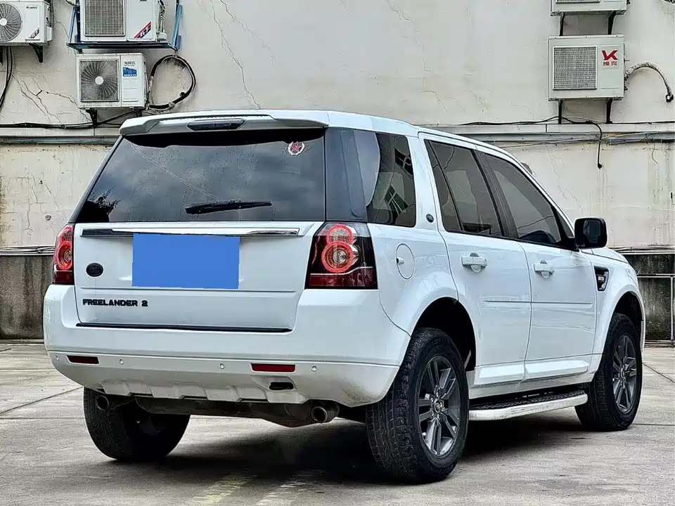 Land Rover Freelander 2