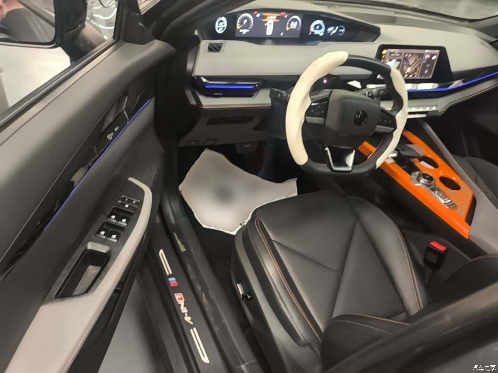 Changan UNI-V, 2023 16