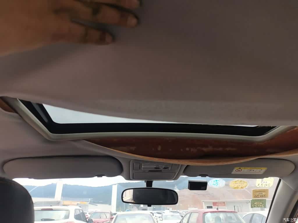 Chery 5, 2015 18