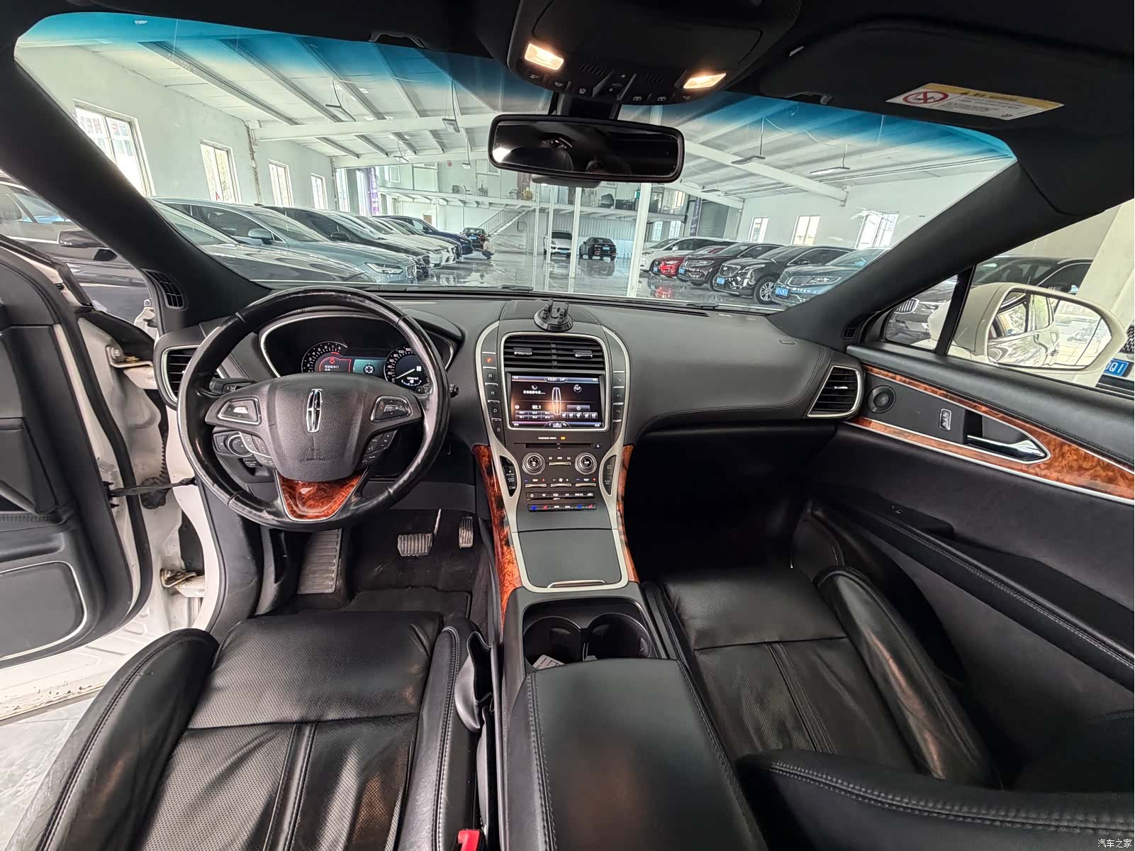 Lincoln MKX, 2016 9